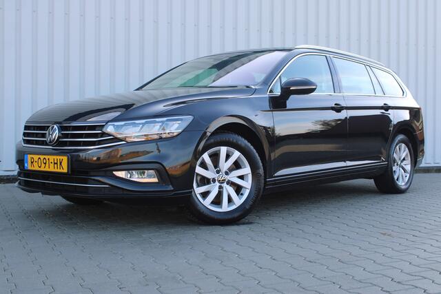 Volkswagen PASSAT Variant 1.5 TSI Business | Incl. 12 maanden garantie | Adaptieve cruise control | Apple carplay/Android auto | Parkeercamera | Navigatie | Climate control | DAB radio |