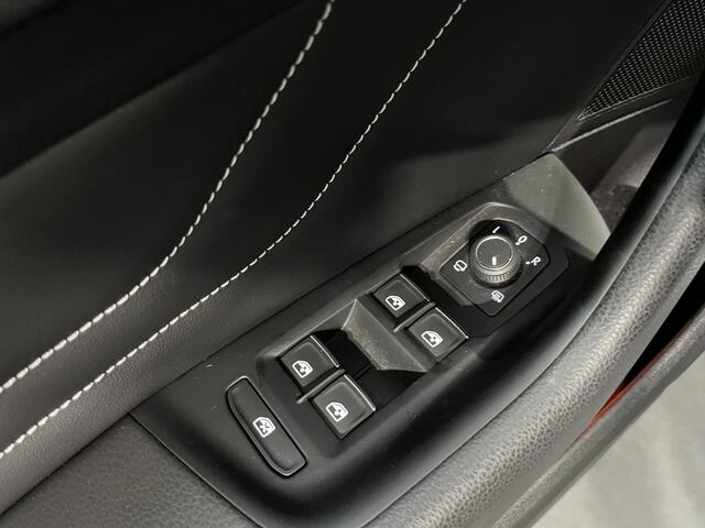 Volkswagen PASSAT Variant 1.4 TSI PHEV GTE Business / AUTOMAAT/ PANO/ TREKHAAK/ ALCANTARA/ APP-CONNECT/ LED/ PARK. SENSOREN + CAMERA/ RIJ-MODI/ DIGITAL DASH/ ADAPT. CRUISE/ 18" LMV/ STOEL VERWARM.