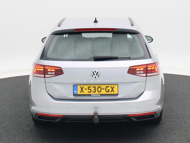 Volkswagen PASSAT Variant 1.5 TSi 150 Pk Automaat Comfort Business | Adaptive Cruise | Stoelverwarming | CarPlay | Achteruitrijcamera | Trekhaak | 16 Inch | 101.536 Km!!