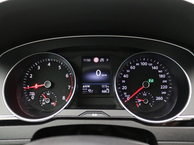 Volkswagen PASSAT Variant 1.5 TSI Comfort Business 150PK DSG Achteruitrijcamera, Navi, Stoelverwarming, Clima, Adaptieve Cruise Controle, 17" LM Velgen