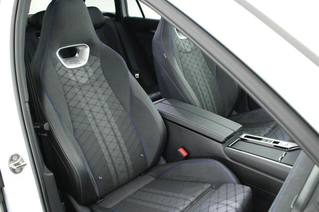 Volkswagen PASSAT Variant 1.5 eTSI 150pk DSG R-Line Edition Camera Keyless Virtual Cockpit Massage Matrix Led Panoramadak