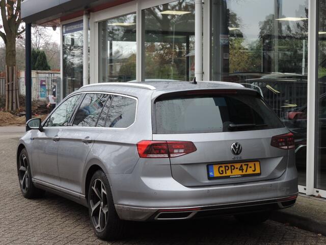 Volkswagen PASSAT Variant 1.4 TSI PHEV GTE Business - Pano | 360 Camera | Massage | Elektr. klep | ACC | CarPlay | Dodehoek