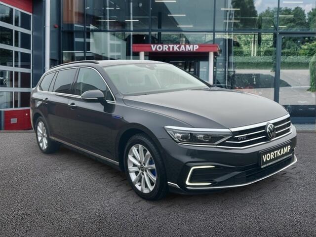 Volkswagen PASSAT 1.4 TSI DSG GTE TREKHAAK/CAMERA/NAVI/CARPLAY/ACC/STOELVERW