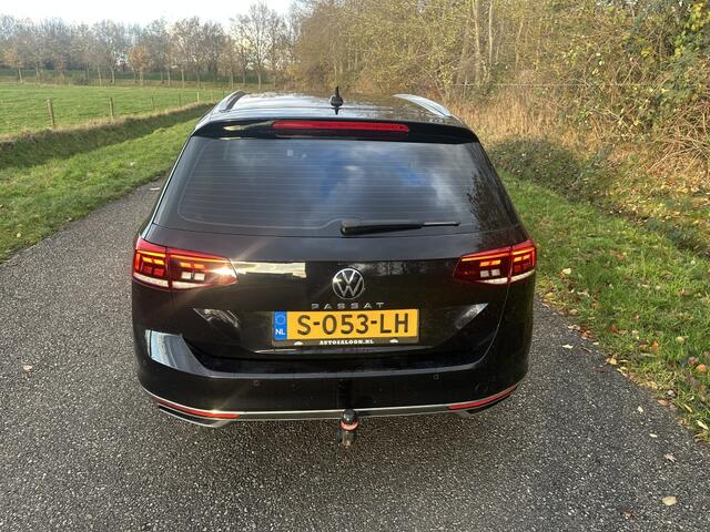Volkswagen PASSAT 1.5 TSI Elegance dsg Leer/Alcantara