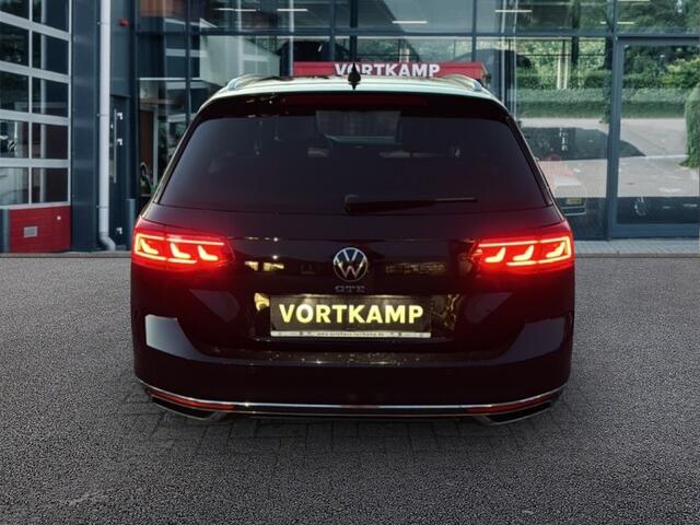 Volkswagen PASSAT 1.4 TSI DSG GTE CAMERA/ACC/TREKHAAK/NAVI/CARPLAY/ELEK.ACHTERKLEP/STOELVERW.