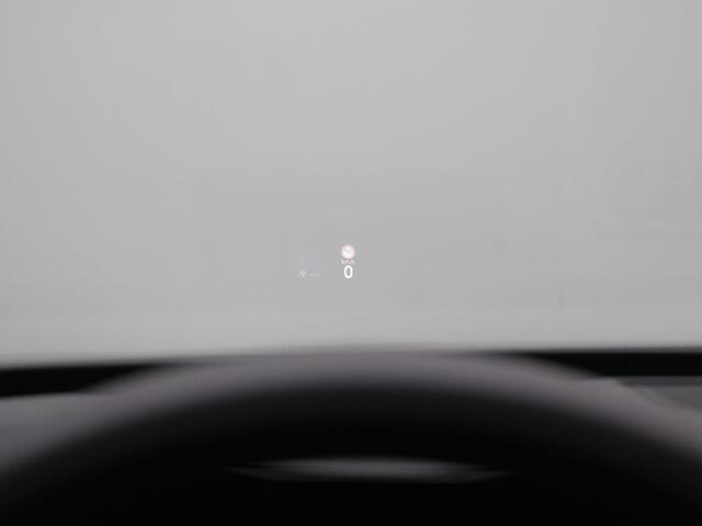 Volkswagen PASSAT Variant 1.5 eHybrid 272 pk DSG R-Line Edition | Panoramadak | Trekhaak | Adaptief onderstel | Head-up display | Rondomzicht camera | Harman/Kardon | IQ Light