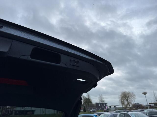 Volkswagen PASSAT Variant 1.5 eHybrid Elegance | Trekhaak | Ass plus. |