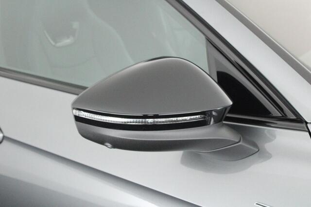 Volkswagen PASSAT Variant 1.5 272pk eHybrid R-Line Edition Black Style Plus Trekhaak 360Camera Head-Up harman/kardon Memory Stoelventilatie Panoramadak Navigatie