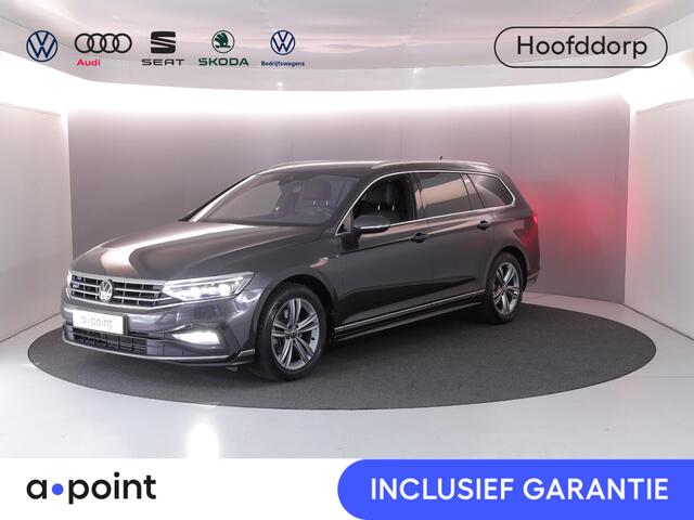 Volkswagen PASSAT Variant 1.5 TSI R-Line Business 150 pk Automaat (DSG) | Verlengde garantie | Navigatie | Parkeersensoren | Achteruitrijcamera | Stoelverwarming |