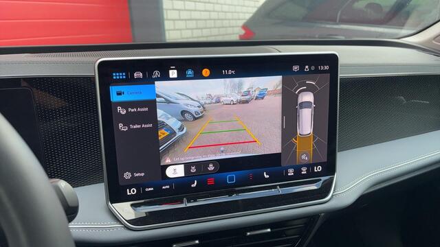 Volkswagen PASSAT Variant 1.5 eTSI Elegance Business TREKHAAK / FULL LED / CAMERA / STOELVERW / STUURVERW / CARPLAY / KEYLESS / NIEUWSTAAT!