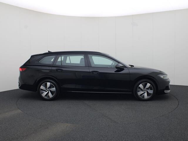 Volkswagen PASSAT Variant 1.5 eTSI 150pk DSG · Stoel-& stuurverwarming · Apple/Android Car Play · ACC · Side Assist · Verkeersbord Detectie · Garantie t/m 12-06-2026