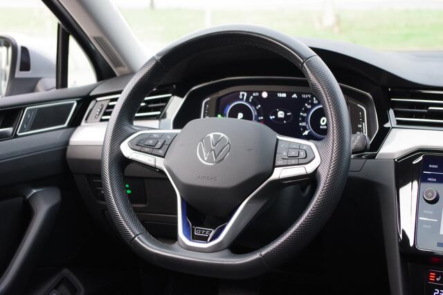 Volkswagen PASSAT Variant 1.4 TSI PHEV GTE 218 PK Business, Elek. Trekhaak, Panoramadak, Memory, Matrix LED, Winterpakket