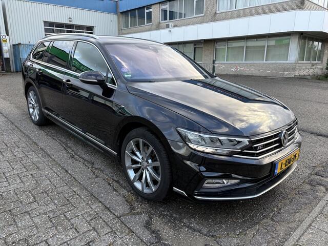 Volkswagen PASSAT Variant 2.0 TSI Elegance Business R-Line DSG