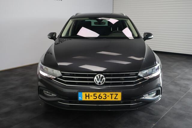 Volkswagen PASSAT Variant 1.5 TSI Comfort Busines | Trekhaak | Navigatie | Camera | LED