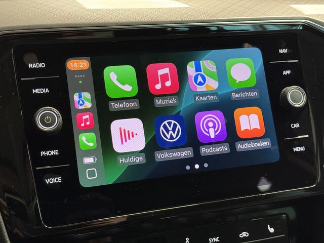 Volkswagen PASSAT Variant 1.4 GTE Panoramadak/Head-Up/Camera/Stoelverwarming