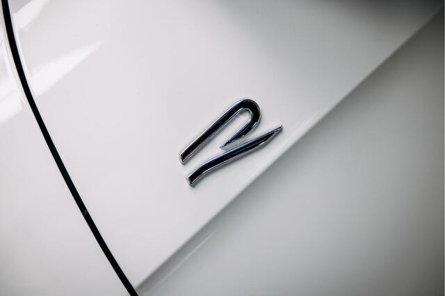 Volkswagen PASSAT R-Line Diesel | Trekhaak | Pano | Head-up | Stoelmassage |