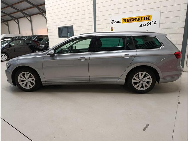 Volkswagen PASSAT Variant 1.4 TSI Comfortline Business Pdc | Lmv | Navi | Automaat