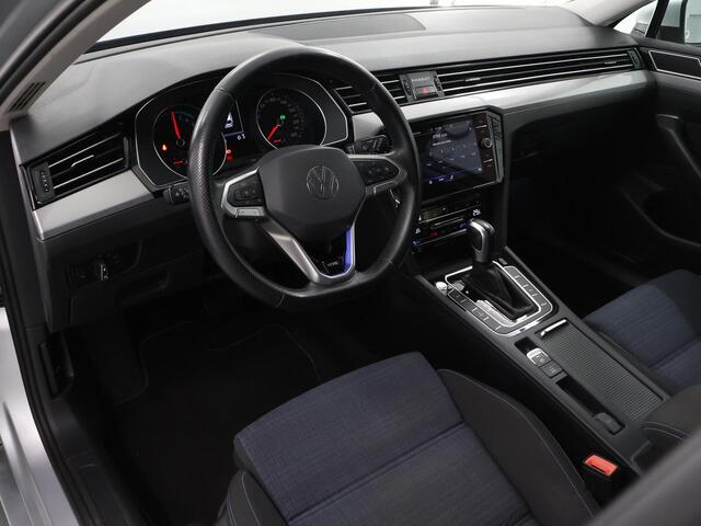Volkswagen PASSAT Variant 1.4 TSI PHEV GTE Business | Parkeercamera | Navigatie | Cruise Control Adaptief | Stoelverwarming |