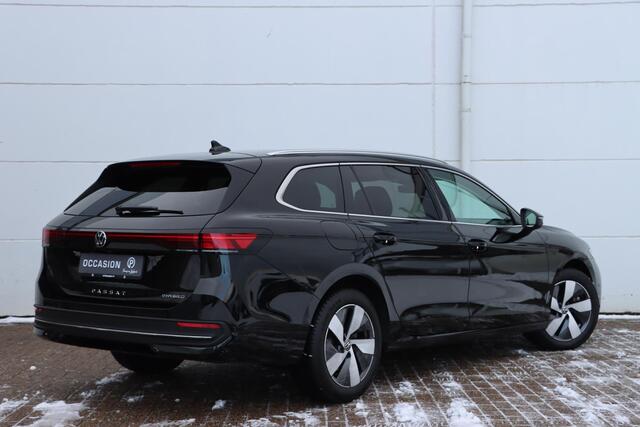 Volkswagen PASSAT Variant 1.5 eHybrid Business 204pk DSG6