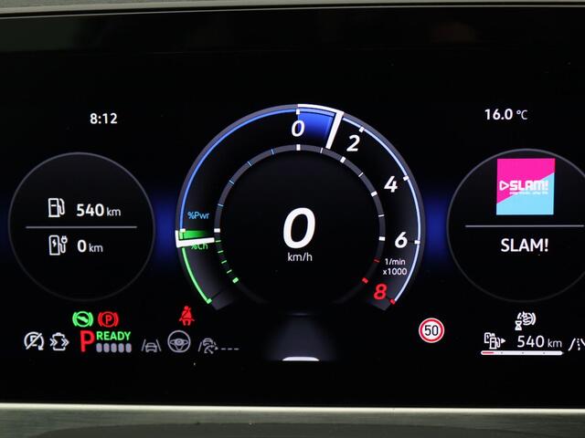 Volkswagen PASSAT Variant 1.5 eHybrid R-Line Edition 272PK DSG Black Style, Pano-Schuifdak, Trekhaak, Lederen Bekleding, Memorystoel, 360gr. Camera, Stoel-Stuurverwarming, 18" LM Velgen