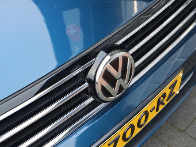 Volkswagen PASSAT Variant 1.5 TSI Comfort Business | NAP | Clima | Adapt. Cruise | Navi | LED | PDC V+A | Keyless |