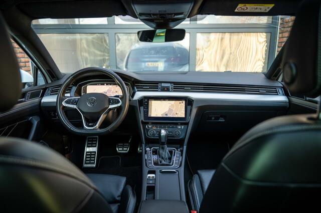 Volkswagen PASSAT Variant 2.0 BiTDI 240PK 4Motion Panoramadak, Trekhaak