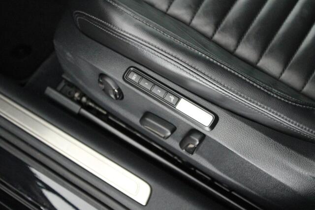 Volkswagen PASSAT Variant 1.4 TSI 150pk DSG ACT Highline Trekhaak Leder Panoramadak Virtual Cockpit Memory Navigatie