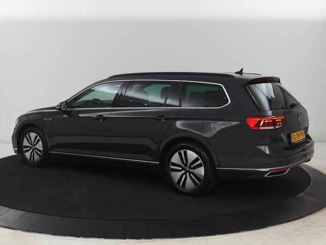 Volkswagen PASSAT 1.4 TSI PHEV GTE | Trekhaak | Stoelverwarming | Massage | Camera | Carplay | Navigatie | Adaptive cruise | Matrix LED | Parkeerhulp | Climate control | Plug In