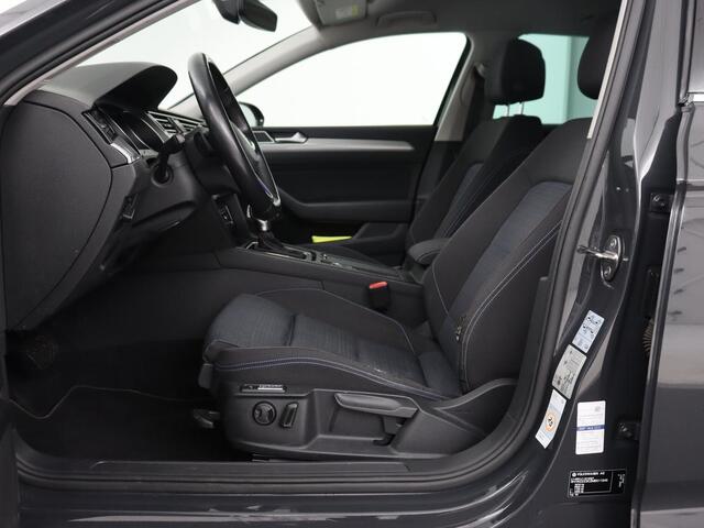 Volkswagen PASSAT 1.4 TSI PHEV GTE | Trekhaak | Stoelverwarming | Massage | Camera | Carplay | Navigatie | Adaptive cruise | Matrix LED | Parkeerhulp | Climate control | Plug In