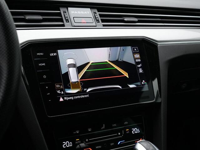 Volkswagen PASSAT Variant 1.4 TSI PHEV 218 pk DSG GTE Business | Panoramadak | Navigatie Discover Pro | IQ Light | Achteruitrijcamera