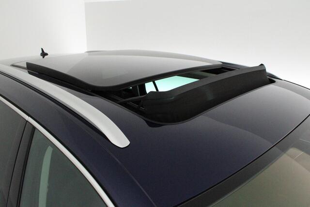 Volkswagen PASSAT Variant 1.4 TSI 150pk DSG Highline Panoramadak Stoelverwarming Navigatie Virtual Cockpit Stoelverwarming