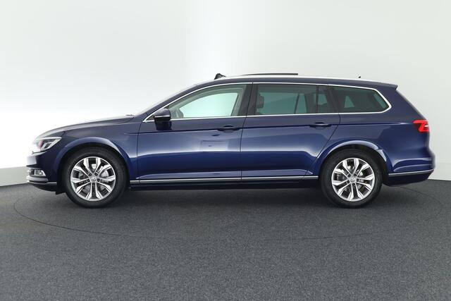 Volkswagen PASSAT Variant 1.4 TSI 150pk DSG Highline Panoramadak Stoelverwarming Navigatie Virtual Cockpit Stoelverwarming