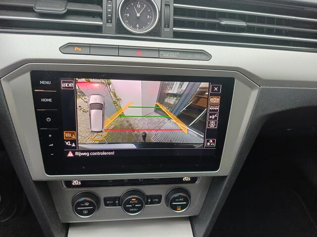 Volkswagen PASSAT Variant 1.5 TSI Comfortline Business | Trekhaak | Adaptieve cruise control | Led | NAP |