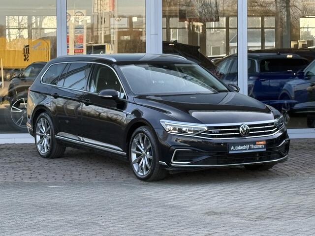 Volkswagen PASSAT Variant 1.4 TSI PHEV GTE Business | Trekhaak | Camera | Keyless