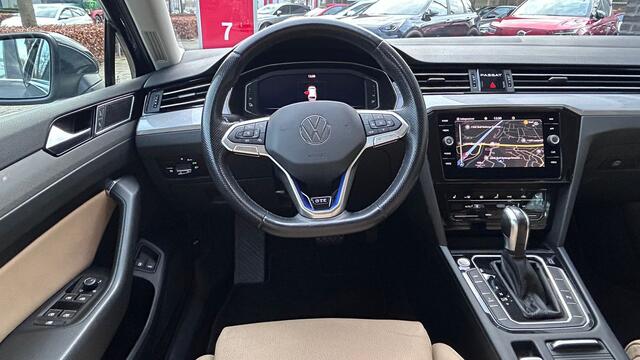 Volkswagen PASSAT Variant 1.4 TSI PHEV GTE Business | Adapt Cruise | Ergo Comfort stoel | Trekhaak |