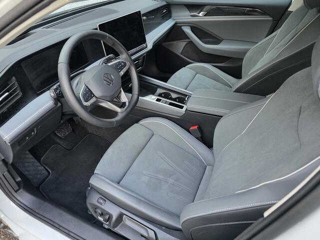 Volkswagen PASSAT Variant 1.5 eTSI Elegance Business |BTW auto|M-HEV|