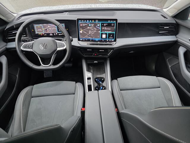 Volkswagen PASSAT Variant 1.5 eTSI Elegance Business |BTW auto|M-HEV|