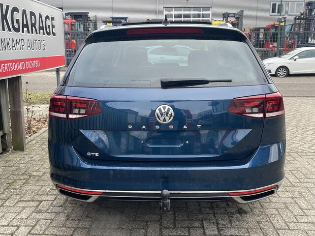 Volkswagen PASSAT Variant 1.4 TSI PHEV GTE Business 18"/Trekhaak/Panoramadak/Stoelverwarming v+a/Dodehoek/Adaptieve cruise/Elektrische klep
