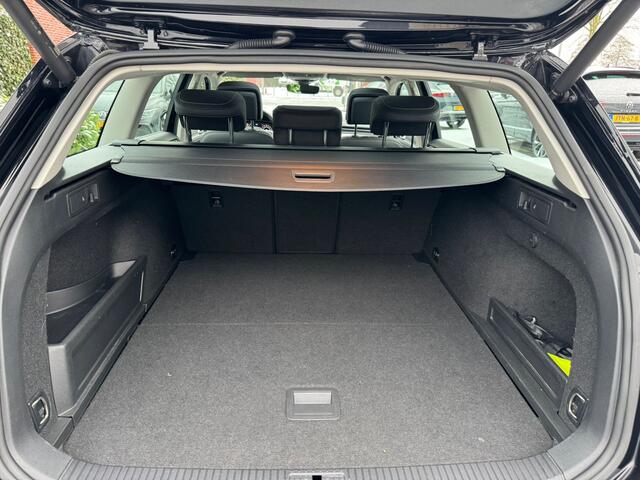 Volkswagen PASSAT Variant 1.4 TSI PHEV GTE Business pano, virtual cockpit, stoelverw voor/achter