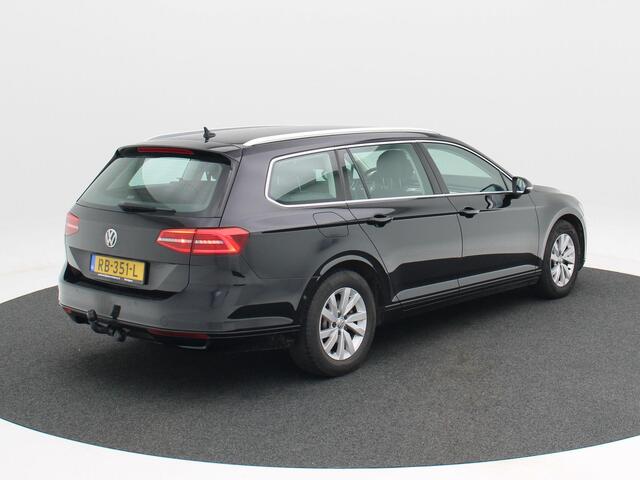 Volkswagen PASSAT Variant 2.0 TDi 150 Pk Automaat Comfortline Business | Adaptive Cruise | Climate Control | Navigatie | Carplay | Stoelverwarming | Parkeersensoren | Trekhaak | 16 Inch