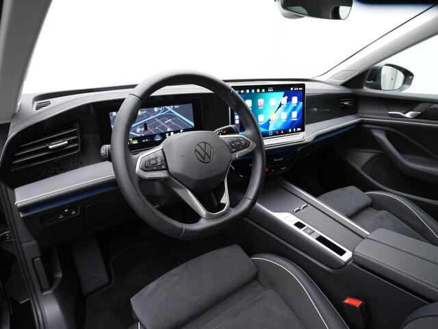 Volkswagen PASSAT Variant 1.5 eHybrid 204 pk DSG Business | Trekhaak | Head-up display | Leder/alcantara | Stuur-/stoelverwarming | Achteruitrijcamera