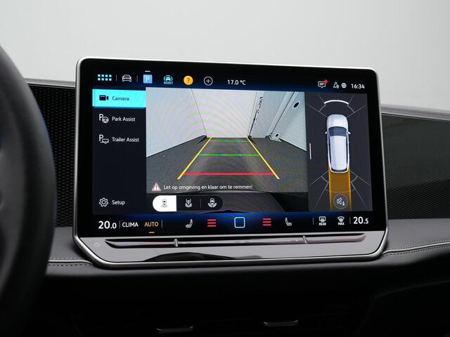 Volkswagen PASSAT Variant 1.5 eHybrid 204 pk DSG Business | Trekhaak | Head-up display | Leder/alcantara | Stuur-/stoelverwarming | Achteruitrijcamera