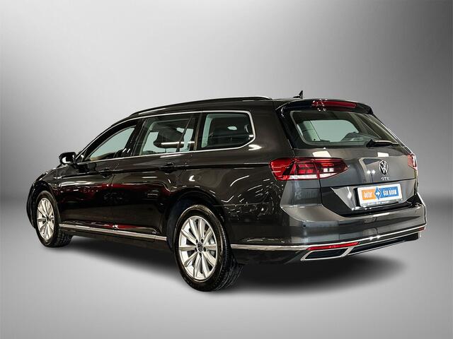 Volkswagen PASSAT Variant 1.4 218pk TSI PHEV GTE Business Achteruitrijcamera | Navigatiesysteem | Verwarmbare voorstoelen
