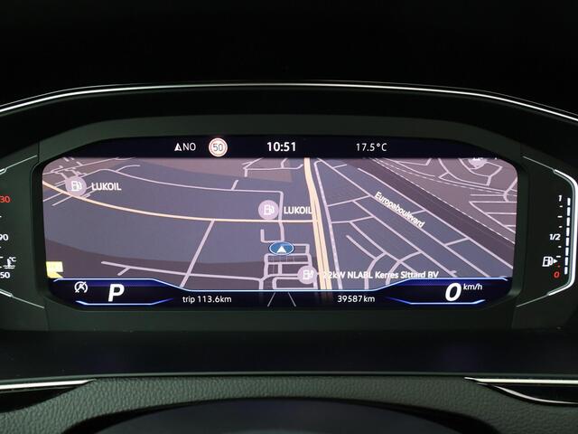 Volkswagen PASSAT Variant 1.5 TSI R-Line Business + | 150 PK | Automaat | Panoramadak | Matrix LED koplampen | R-Line |