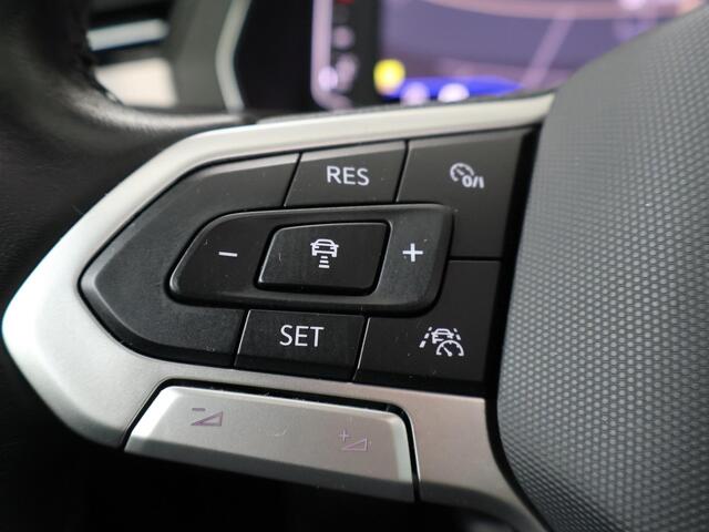 Volkswagen PASSAT Variant 1.5 TSI R-Line Business + | 150 PK | Automaat | Panoramadak | Matrix LED koplampen | R-Line |