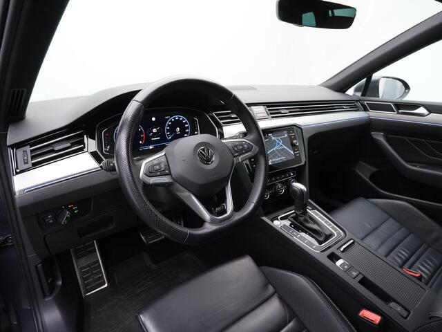 Volkswagen PASSAT Variant 1.5 TSI 150 pk DSG Elegance Business R / R-Line | Panoramadak | Trekhaak | Leder | Geheugenstoel-/massagestoel | IQ Light