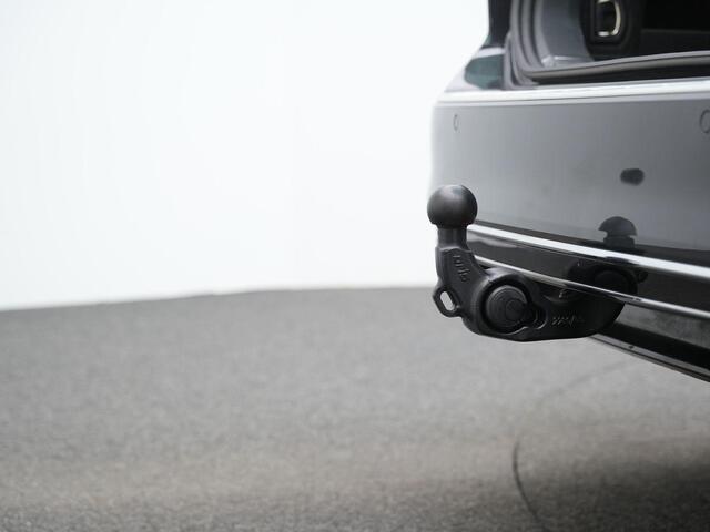 Volkswagen PASSAT Variant 1.5 TSI 150 pk DSG Elegance Business R / R-Line | Panoramadak | Trekhaak | Leder | Geheugenstoel-/massagestoel | IQ Light