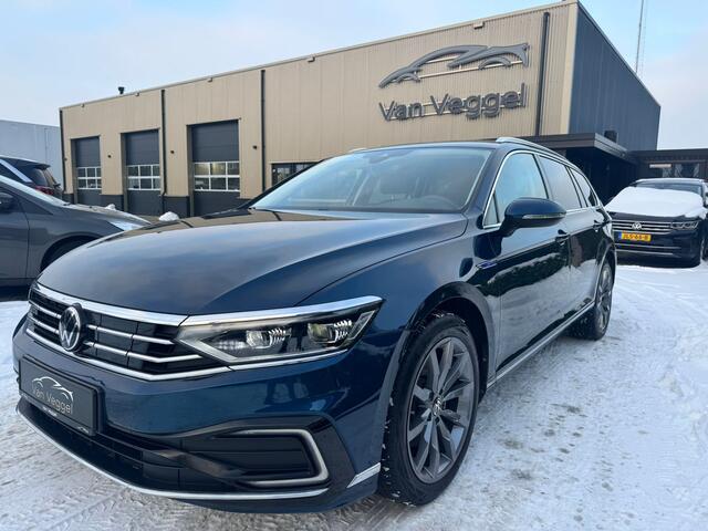 Volkswagen PASSAT Variant 1.4 TSI PHEV GTE Business leer, virtual cockpit, camera,