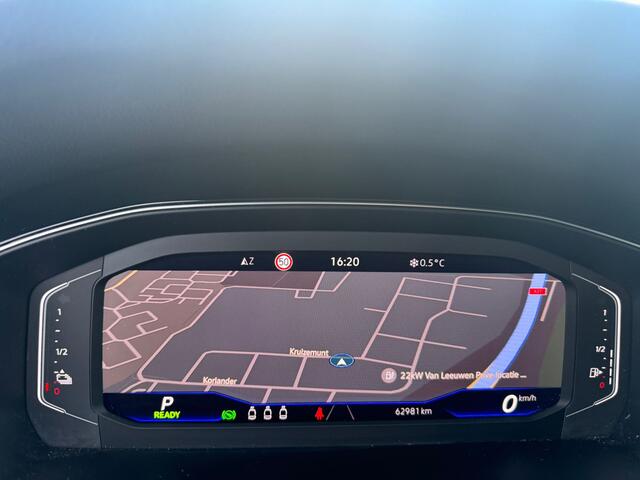 Volkswagen PASSAT Variant 1.4 TSI PHEV GTE Business leer, virtual cockpit, camera,