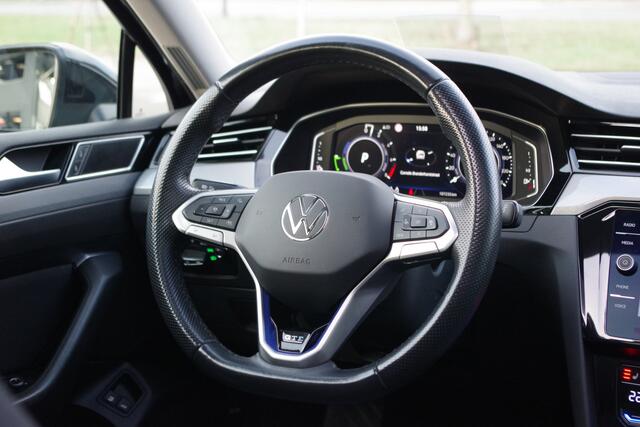 Volkswagen PASSAT Variant 1.4 TSI PHEV GTE 218 PK BNS, Panoramadak, LED, Keyless, Trekhaak, Camera, Head-Up